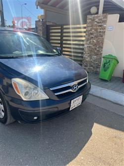 Hyundai Entourage